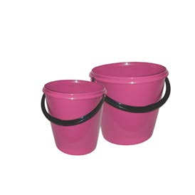 PLASTIC CONTAINER